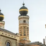 Rumbach Royal Apartment